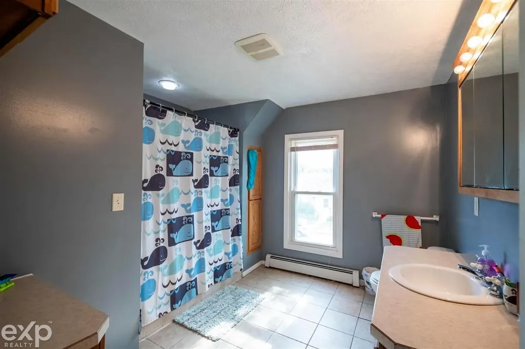1939 Delwood SW Avenue Wyoming City MI 49509