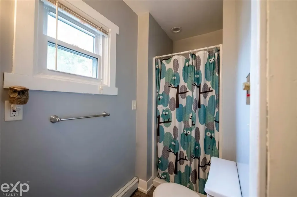 1939 Delwood SW Avenue Wyoming City MI 49509