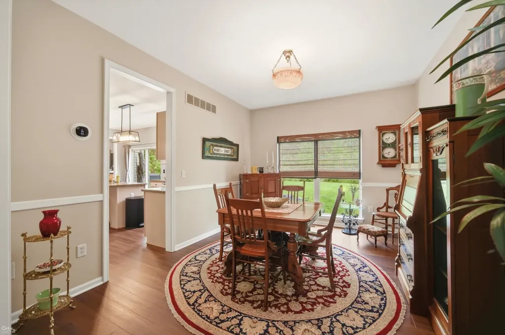 2812 Steeplechase Street Highland Charter Township MI 48357