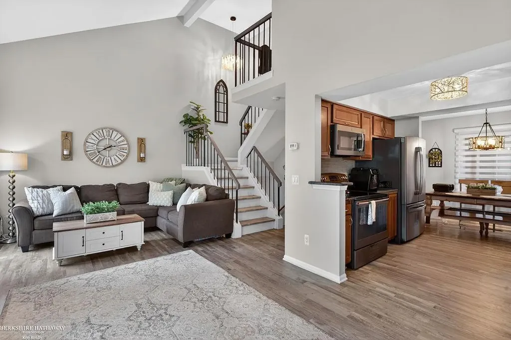 43815 Coachmaker Drive Sterling Heights City MI 48313