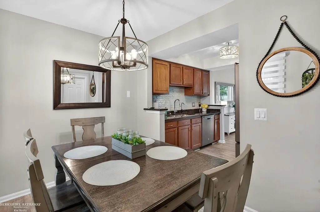 43815 Coachmaker Drive Sterling Heights City MI 48313