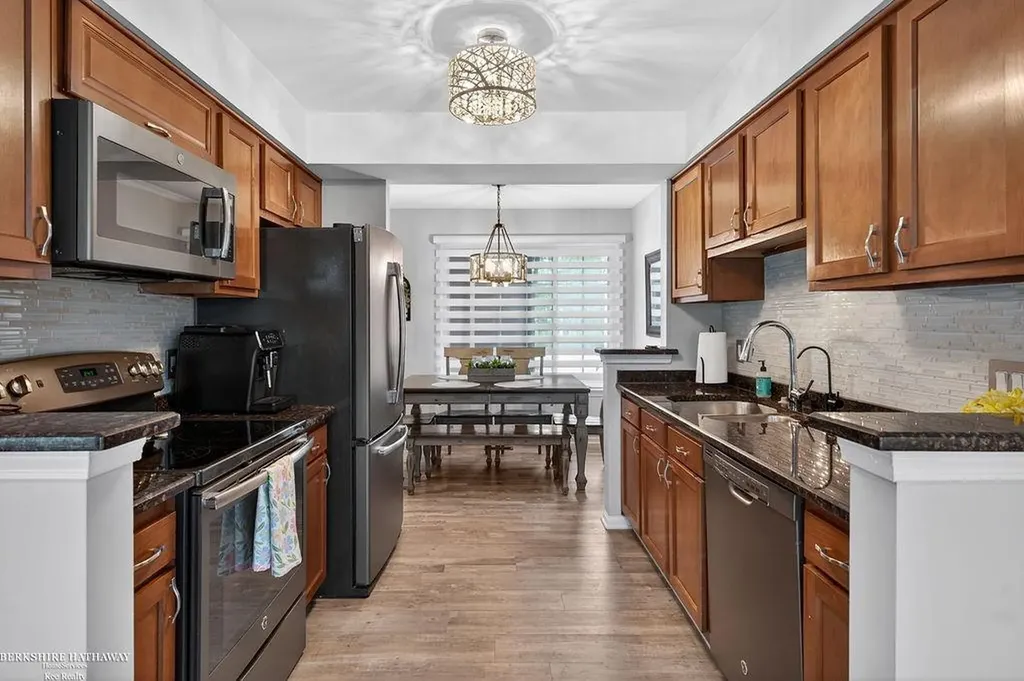 43815 Coachmaker Drive Sterling Heights City MI 48313