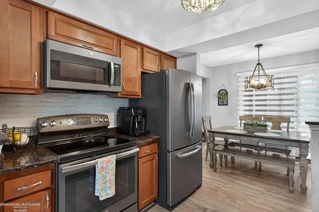 43815 Coachmaker Drive Sterling Heights City MI 48313