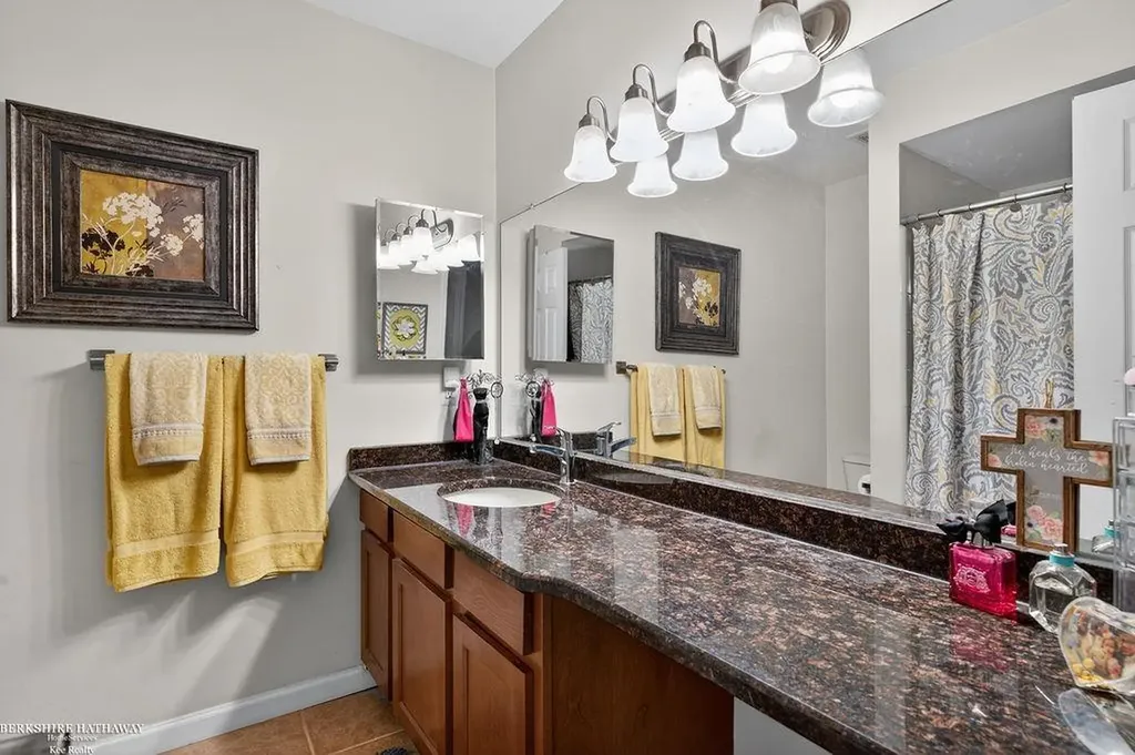 43815 Coachmaker Drive Sterling Heights City MI 48313