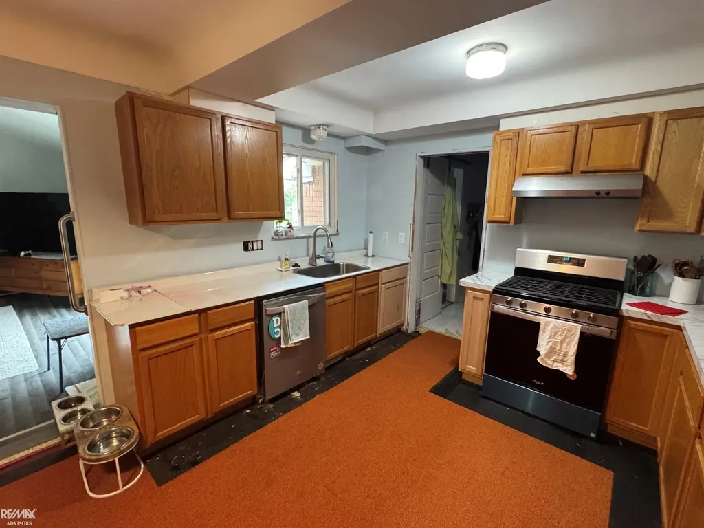 13346 Ledwon Street Shelby Charter Township MI 48315