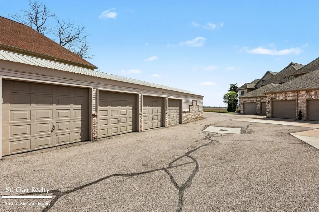 50703 Harbour View Drive New Baltimore City MI 48047