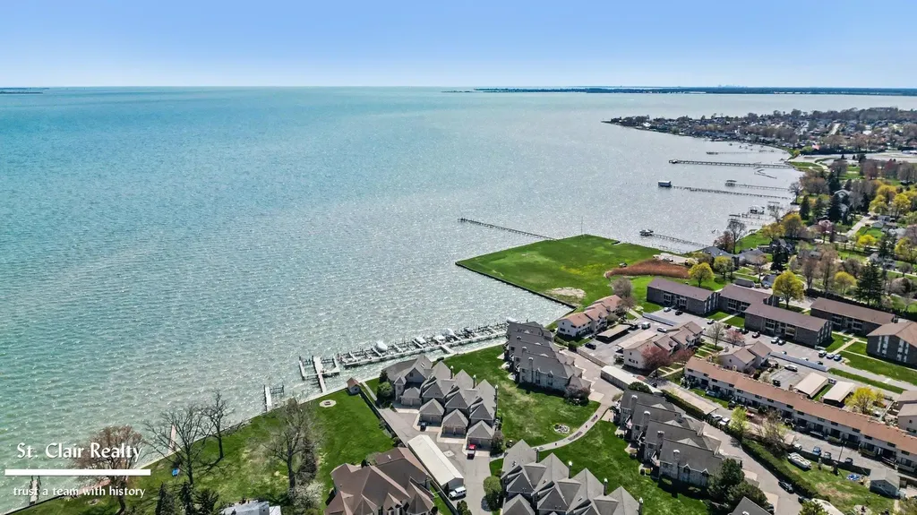 50703 Harbour View Drive New Baltimore City MI 48047