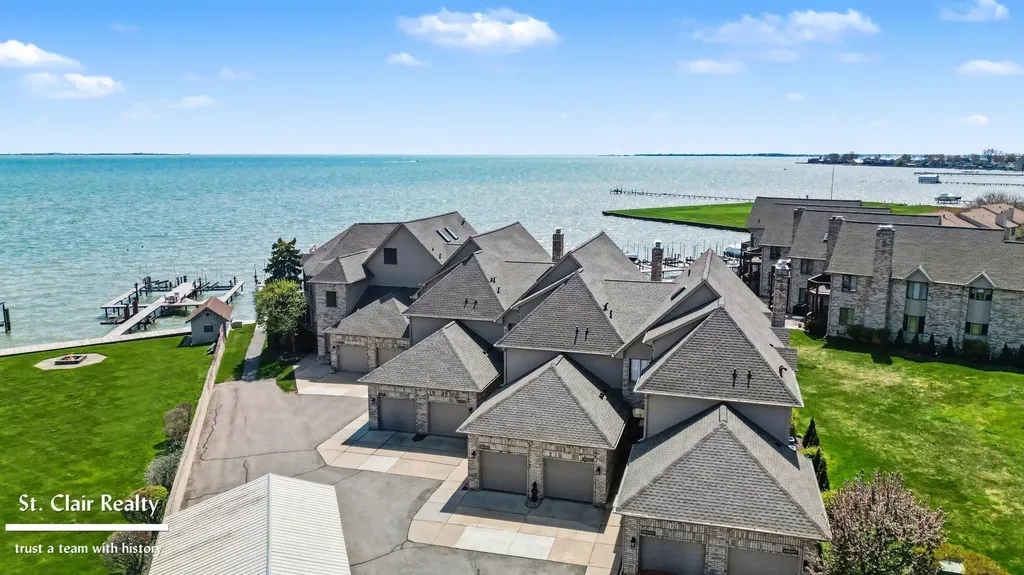 50703 Harbour View Drive New Baltimore City MI 48047