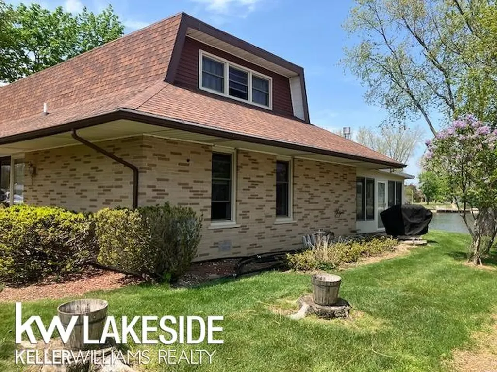 9784 S Shore Drive Caseville Township MI 48755