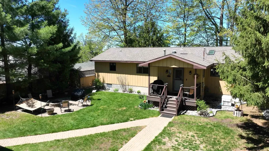 115 Logan Avenue Denton Township MI 48629
