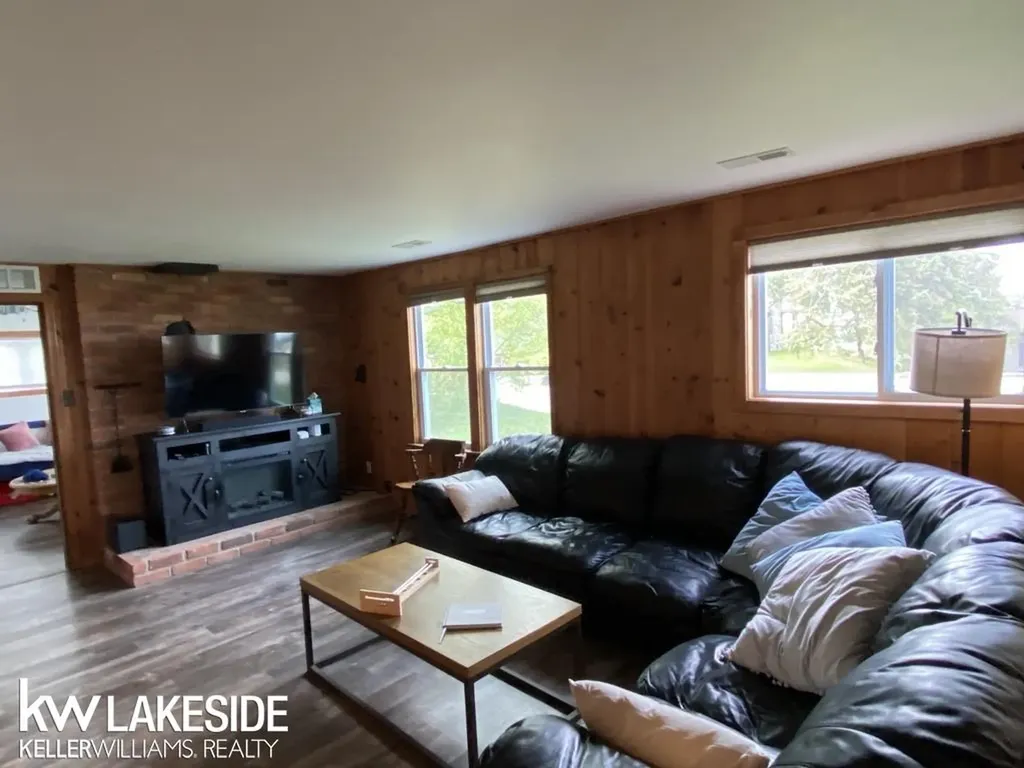 5825 Oak Pointe Drive Caseville Township MI 48725