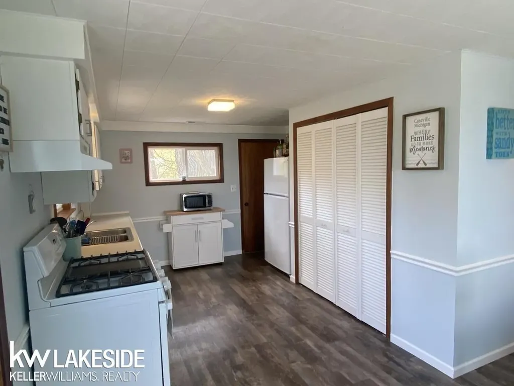 5825 Oak Pointe Drive Caseville Township MI 48725