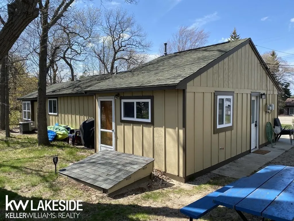 5825 Oak Pointe Drive Caseville Township MI 48725