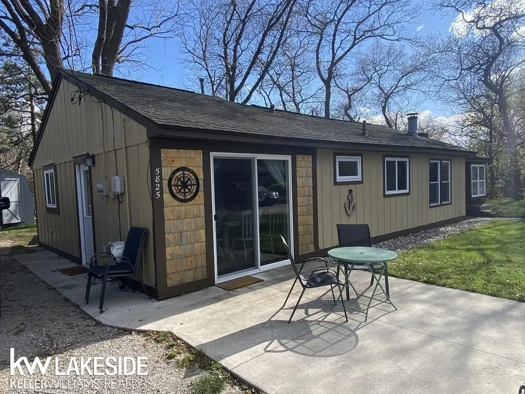 5825 Oak Pointe Drive Caseville Township MI 48725