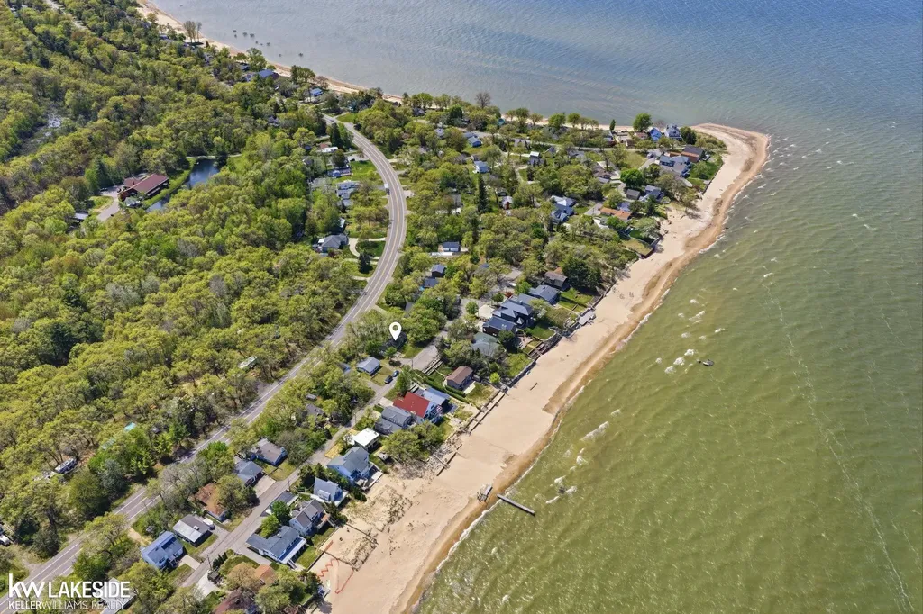 5825 Oak Pointe Drive Caseville Township MI 48725