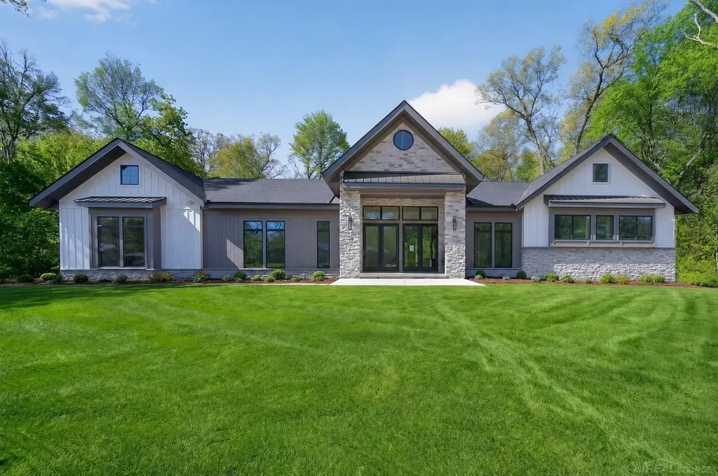 71234 Rolling Ridge Court Milton Township MI 49120