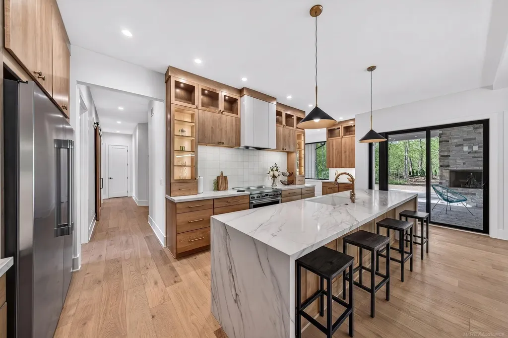 71234 Rolling Ridge Court Milton Township MI 49120