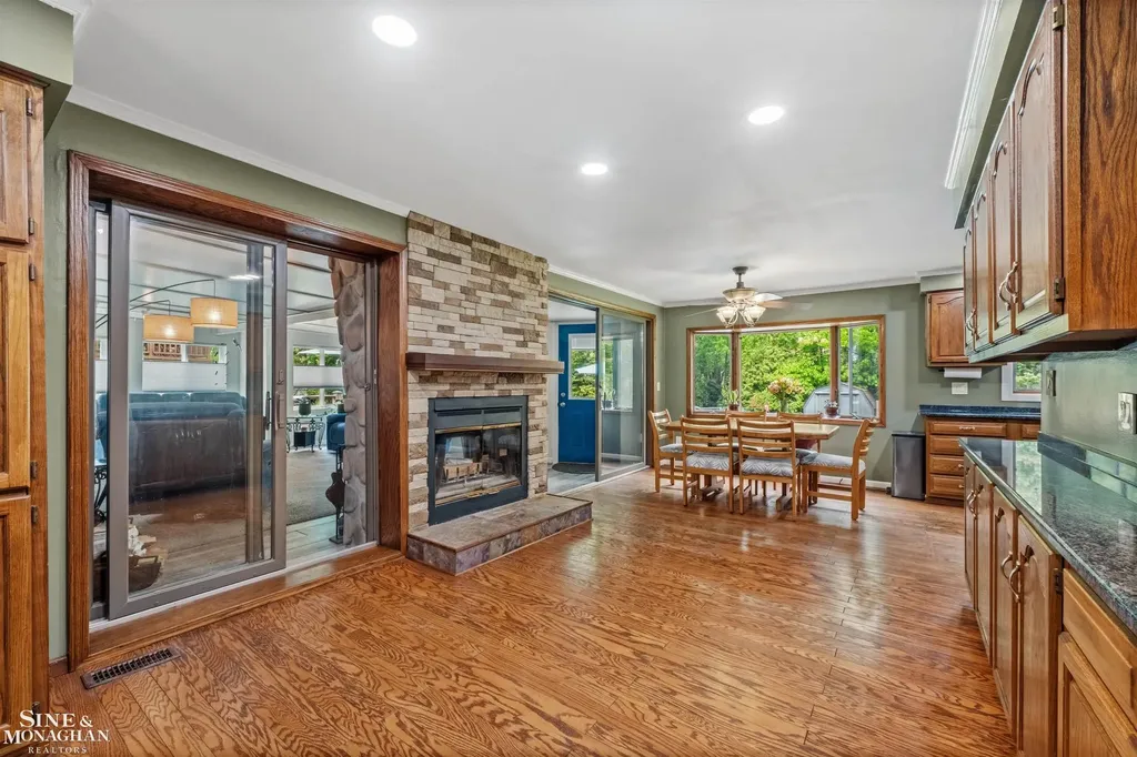 37907 Hazel Street Harrison Charter Township MI 48045