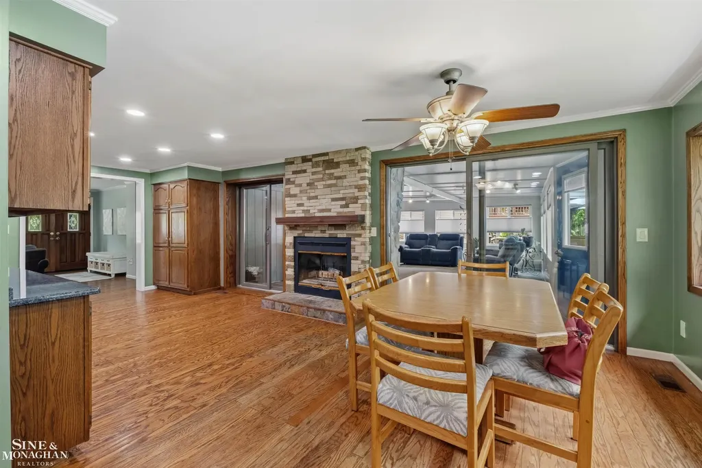37907 Hazel Street Harrison Charter Township MI 48045