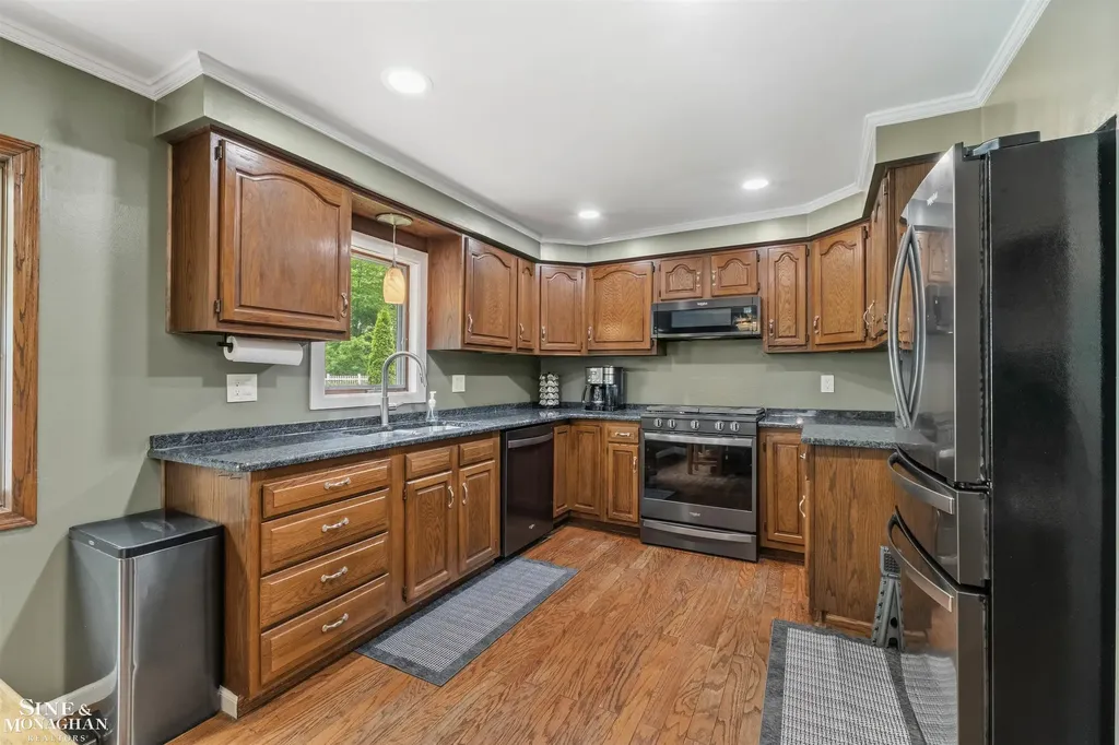 37907 Hazel Street Harrison Charter Township MI 48045