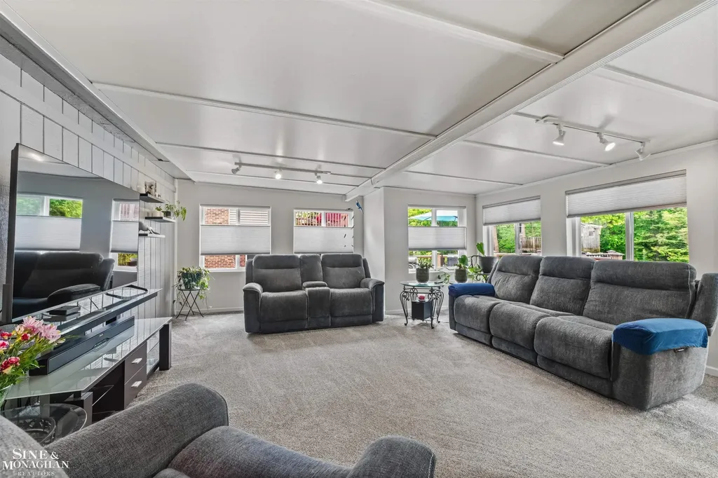 37907 Hazel Street Harrison Charter Township MI 48045