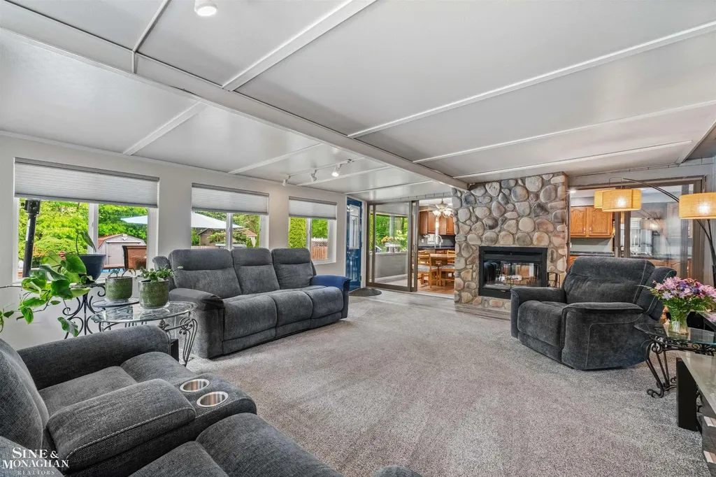 37907 Hazel Street Harrison Charter Township MI 48045