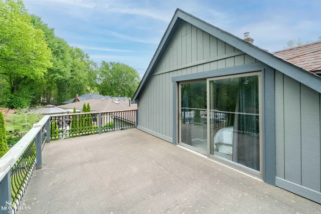 37907 Hazel Street Harrison Charter Township MI 48045