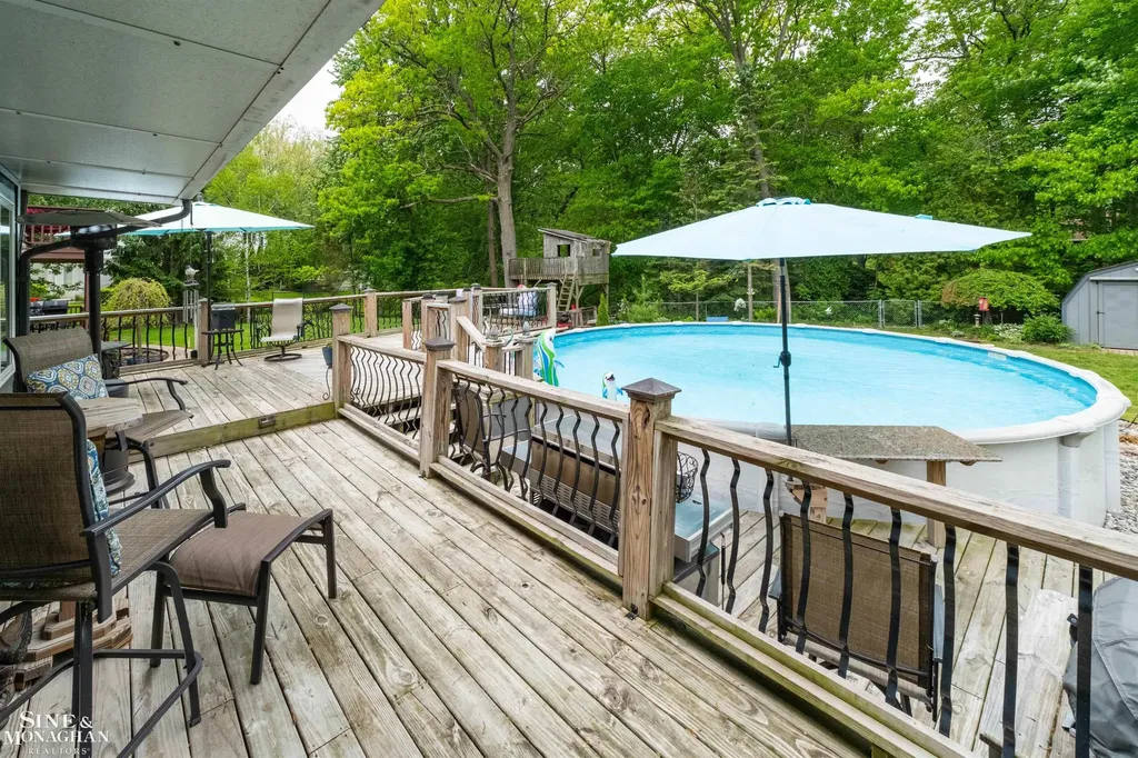 37907 Hazel Street Harrison Charter Township MI 48045