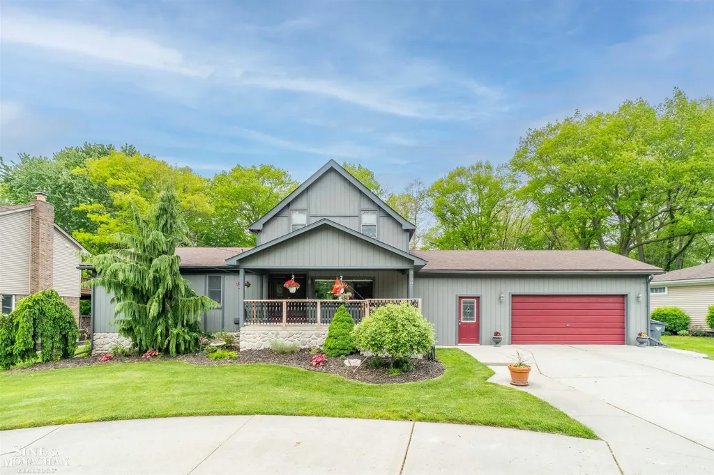37907 Hazel Street Harrison Charter Township MI 48045