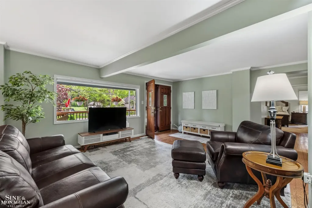 37907 Hazel Street Harrison Charter Township MI 48045