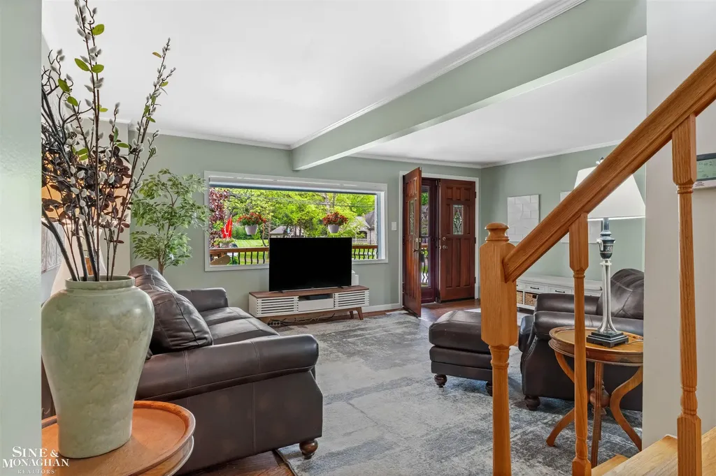 37907 Hazel Street Harrison Charter Township MI 48045
