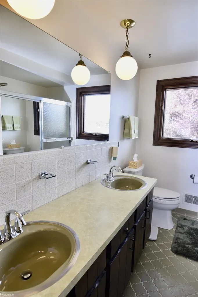 2620 Kipling Drive Sterling Heights City MI 48310