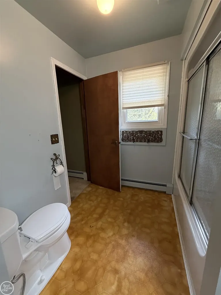 4063 N River Road Fort Gratiot Charter Township MI 48059