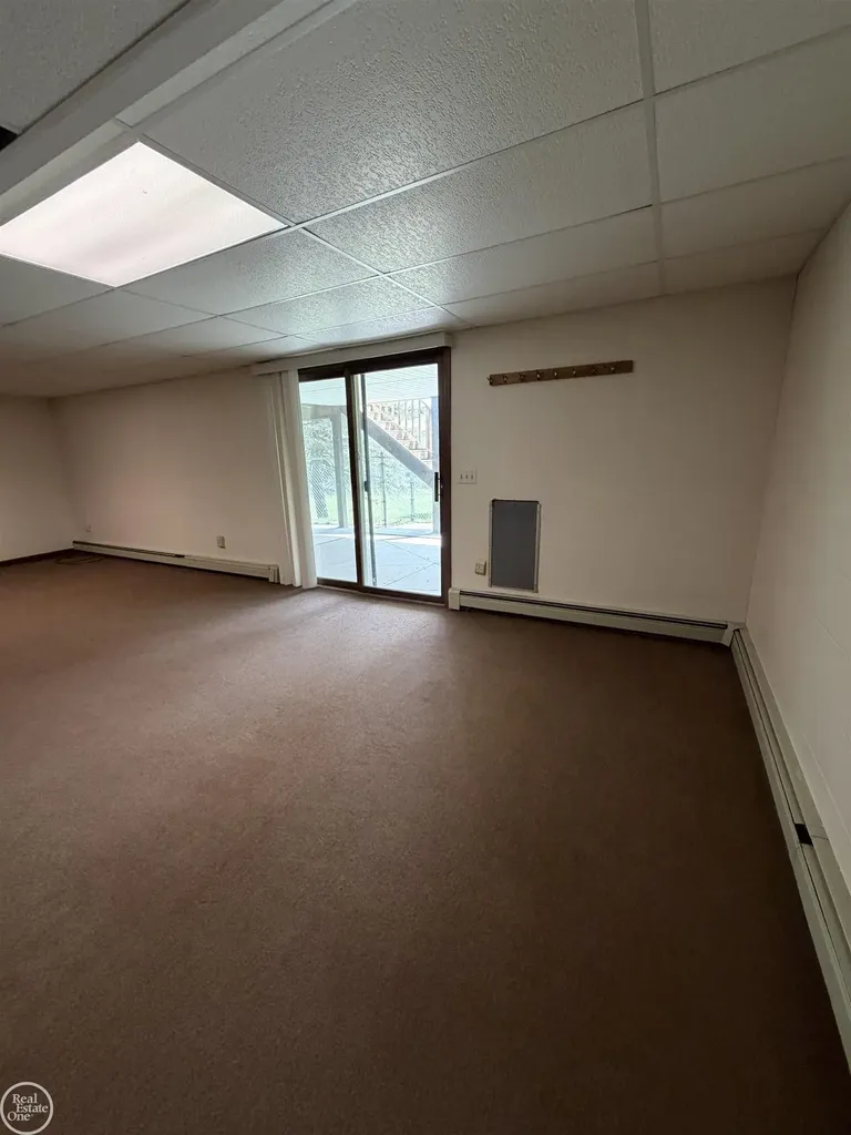 4063 N River Road Fort Gratiot Charter Township MI 48059