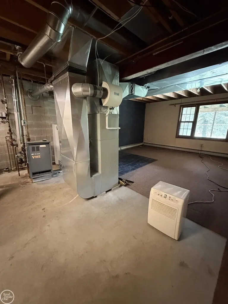4063 N River Road Fort Gratiot Charter Township MI 48059