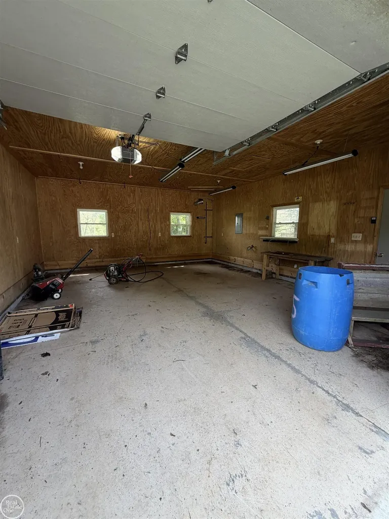 4063 N River Road Fort Gratiot Charter Township MI 48059