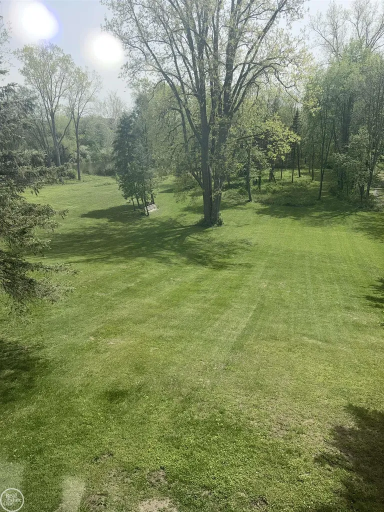 4063 N River Road Fort Gratiot Charter Township MI 48059