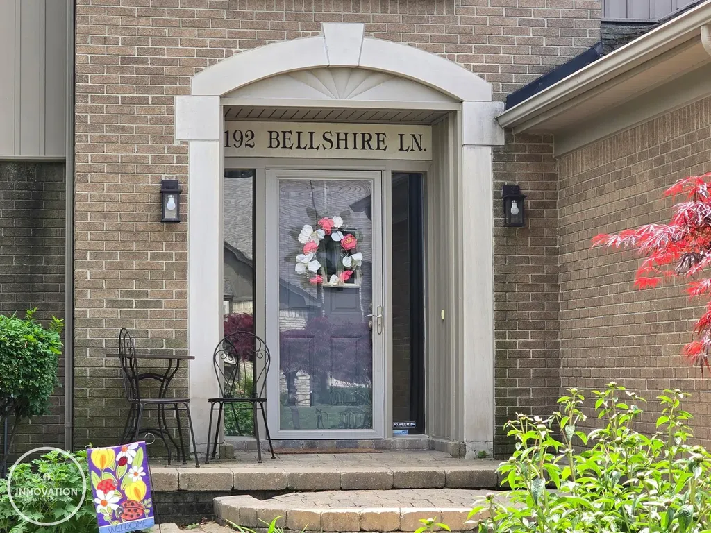 192 Bellshire Lane Rochester Hills City MI 48307