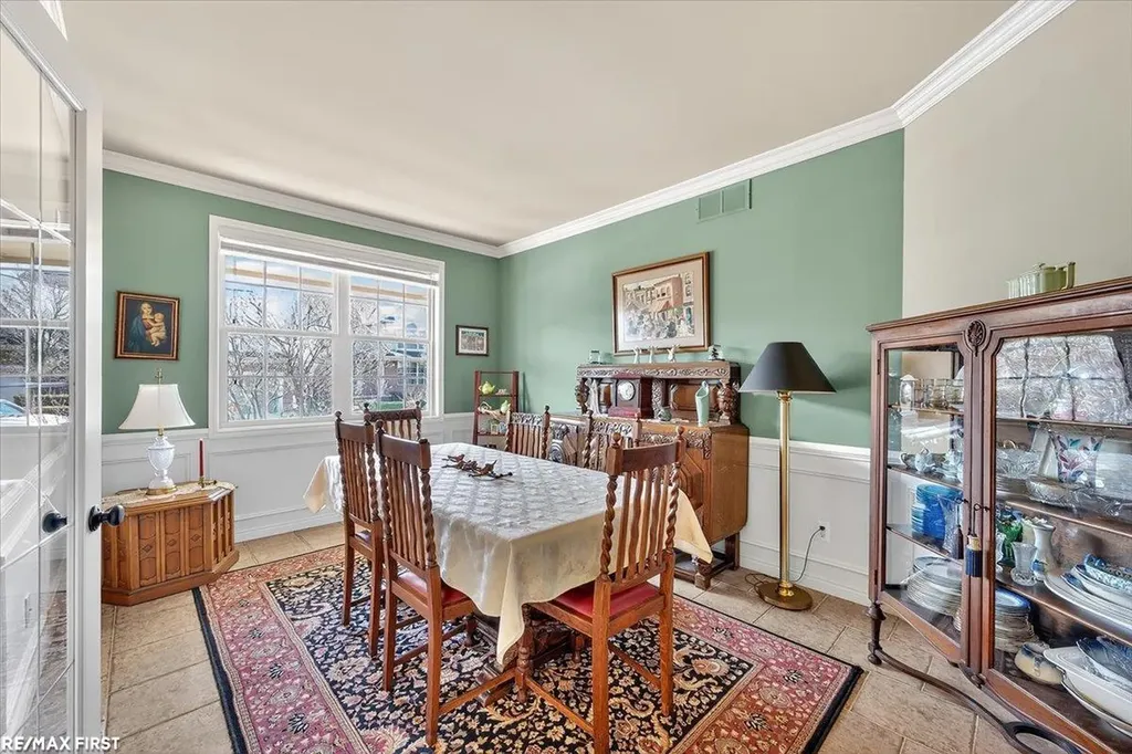 7969 Stableford Drive Washington Township MI 48094