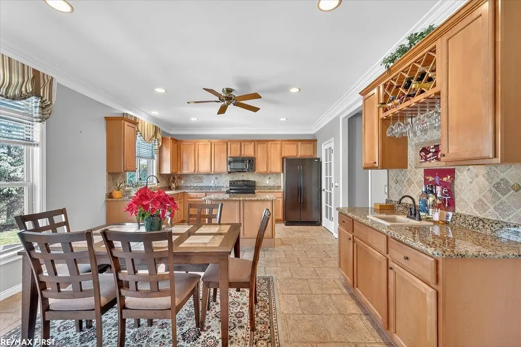 7969 Stableford Drive Washington Township MI 48094