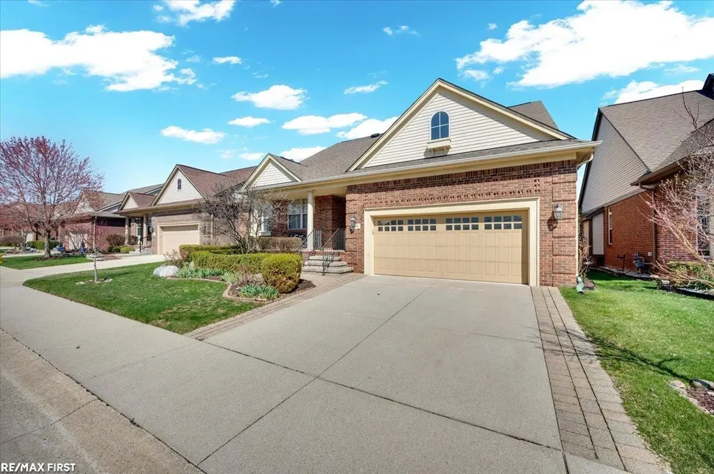 7969 Stableford Drive Washington Township MI 48094