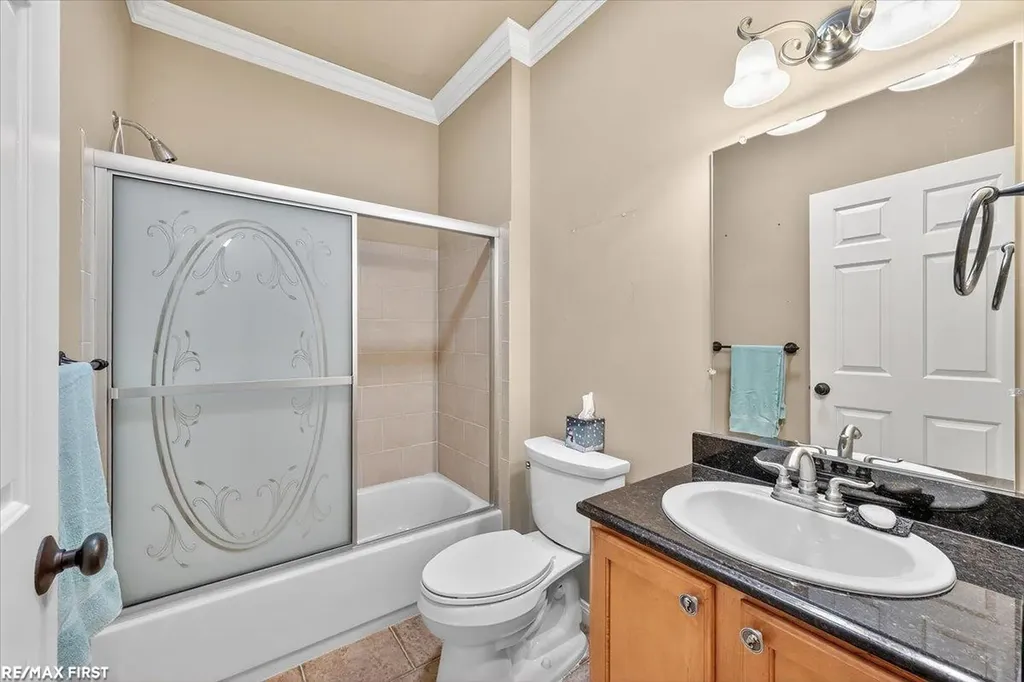 7969 Stableford Drive Washington Township MI 48094