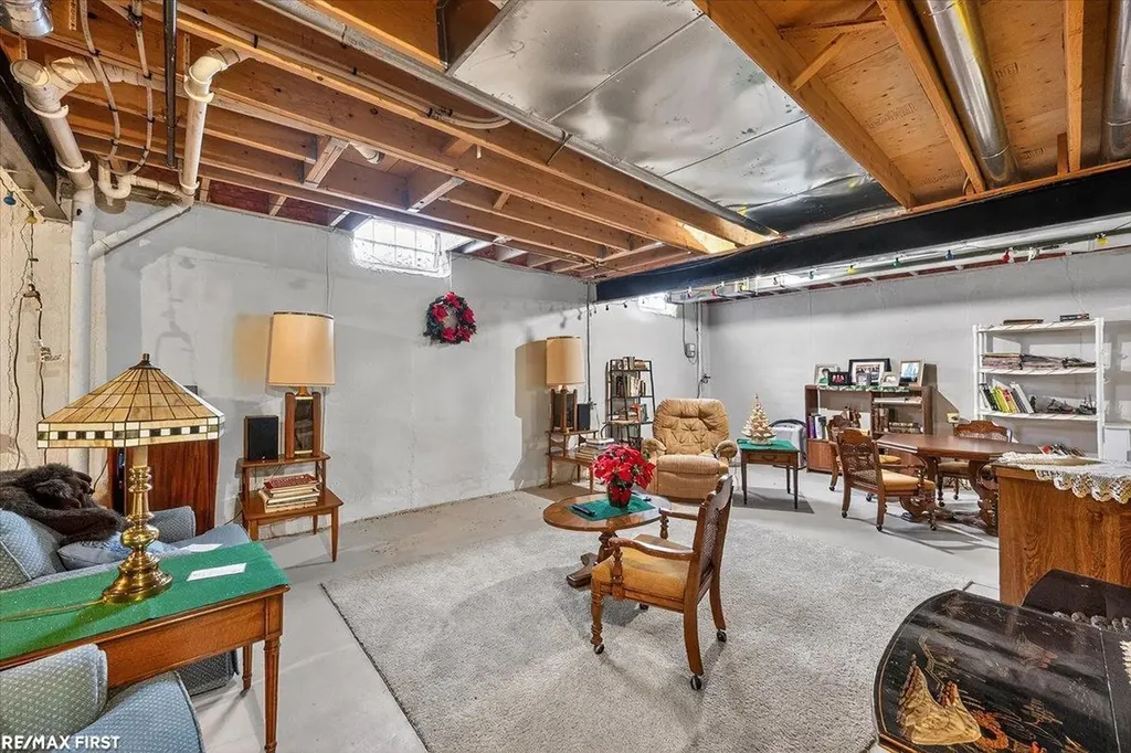 7969 Stableford Drive Washington Township MI 48094