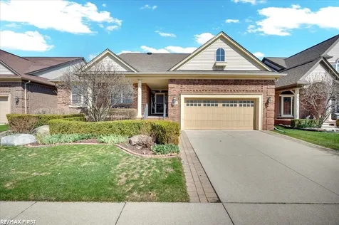 7969 Stableford Drive Washington Township MI 48094