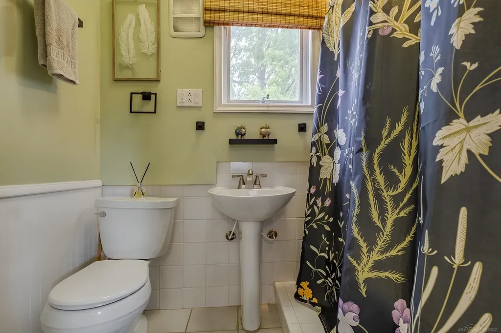 4320 Leonard Street Tallmadge Charter Township MI 49435