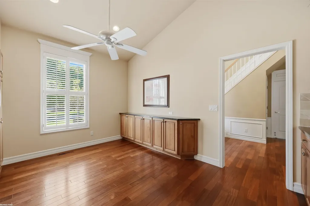1368 Rock Valley Drive Rochester City MI 48307