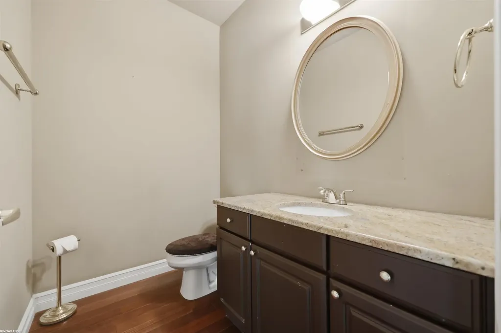 1368 Rock Valley Drive Rochester City MI 48307