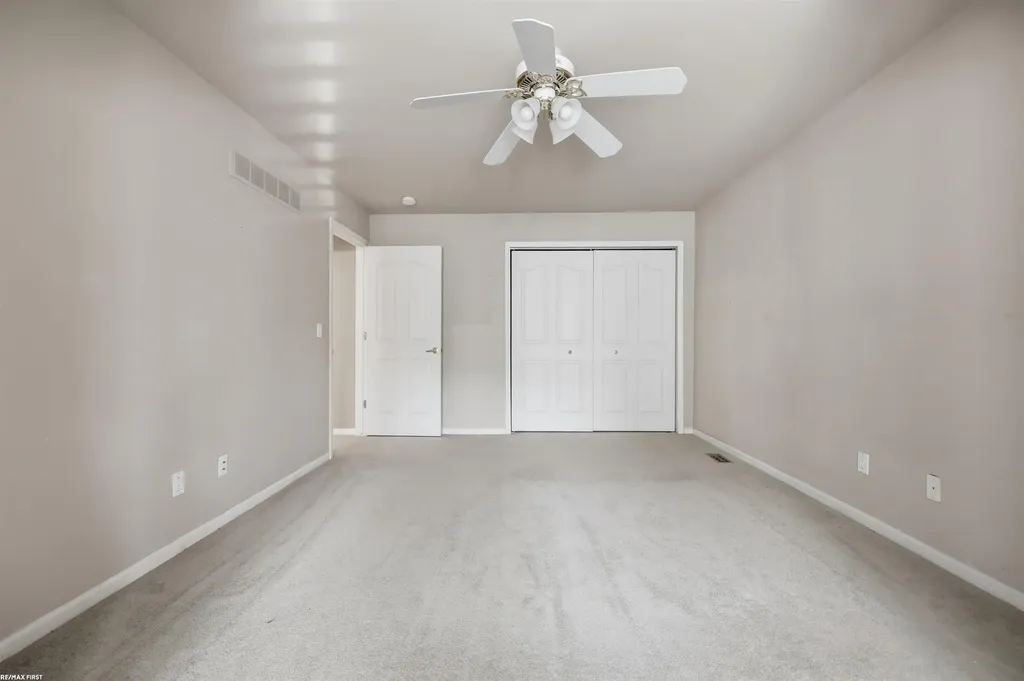 1368 Rock Valley Drive Rochester City MI 48307