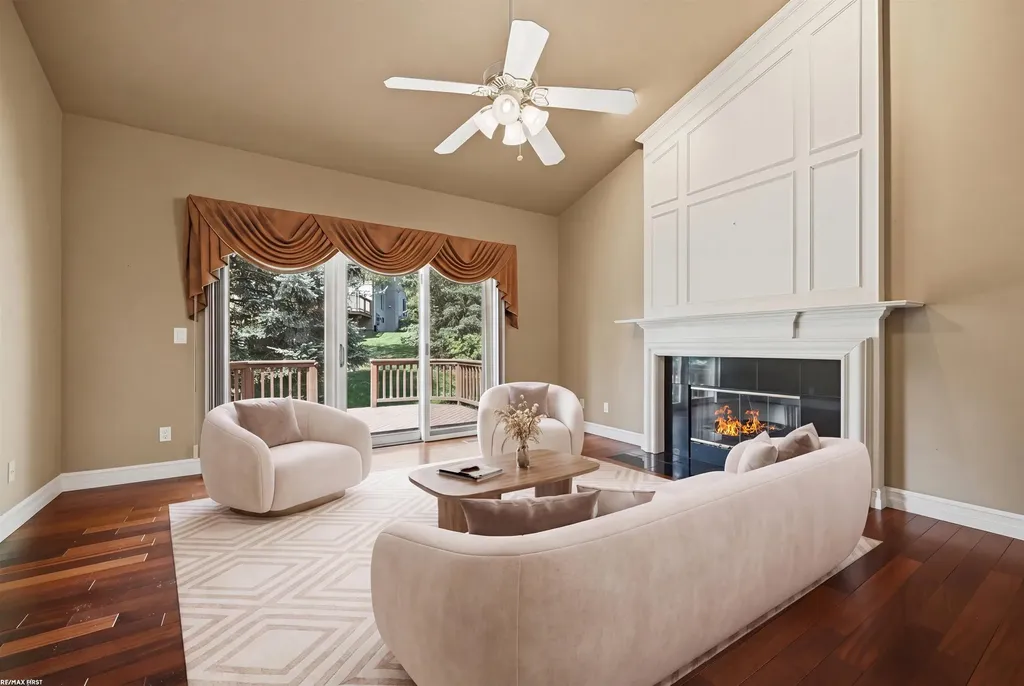 1368 Rock Valley Drive Rochester City MI 48307