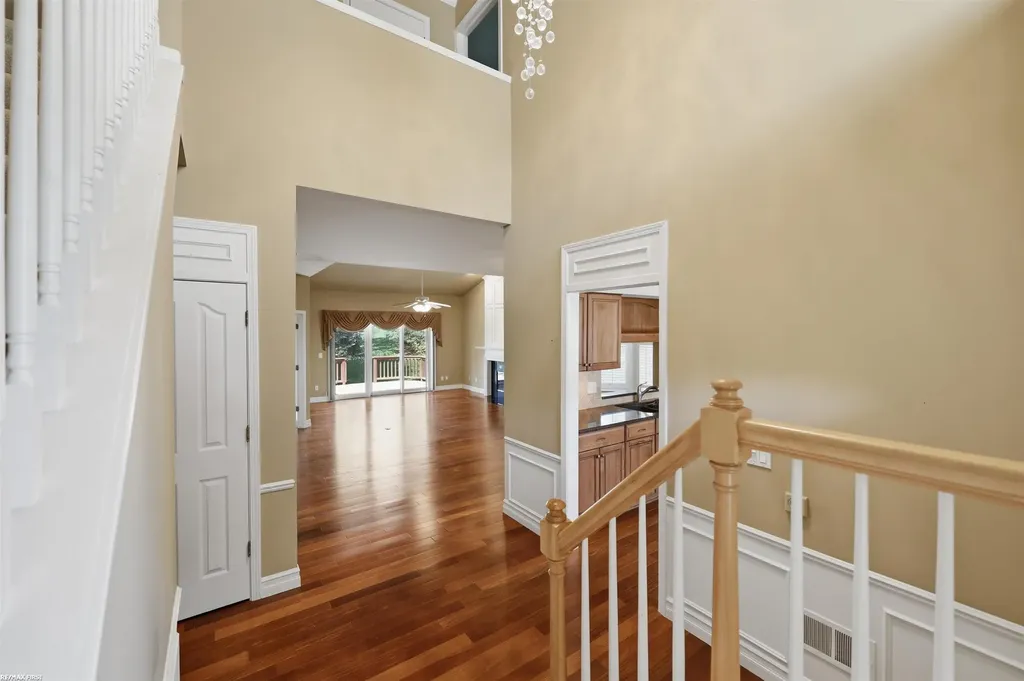 1368 Rock Valley Drive Rochester City MI 48307
